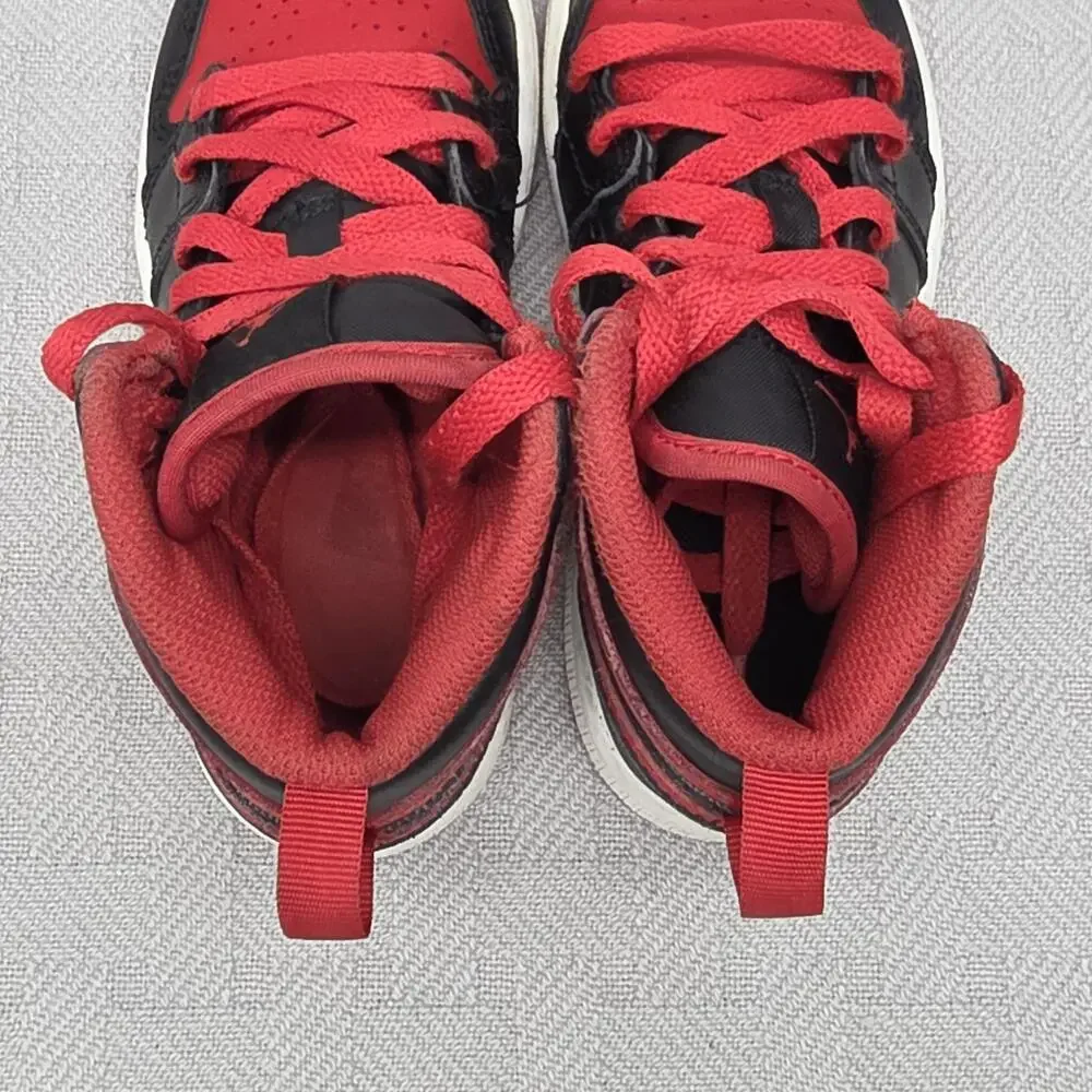 Nike Air Jordan 1 Mid Alternate Bred Kids 11C Red DQ8424-060
